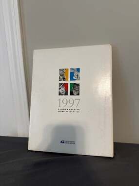 1997 USPS Commemorative Stamp Collection Yearbook with Slipcase